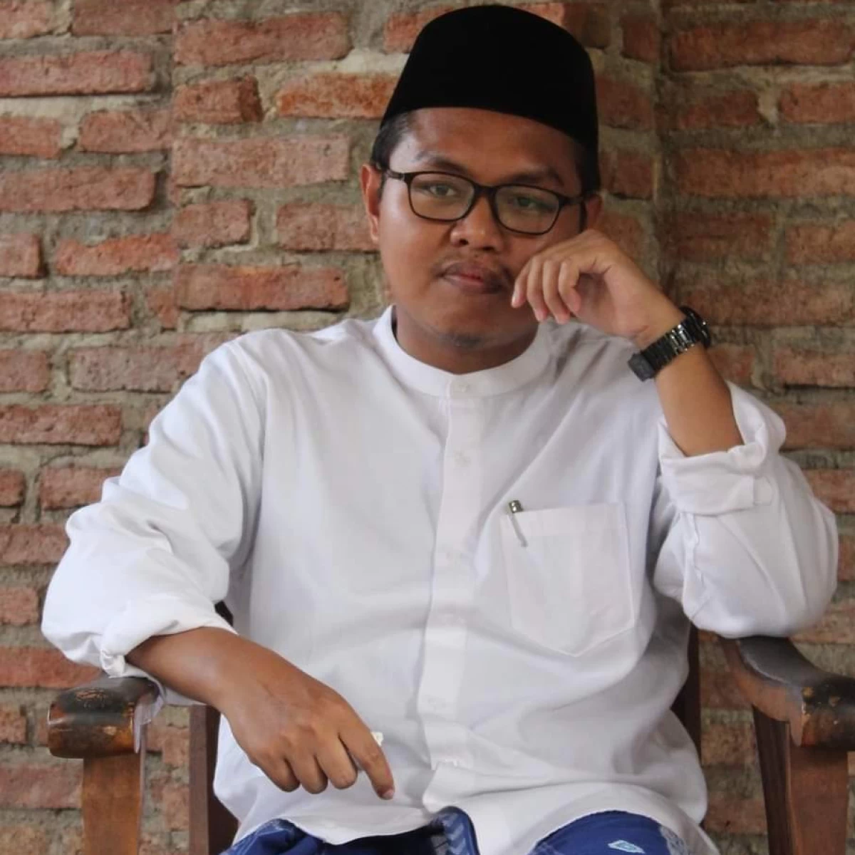 Ahmad Husain Fahasbu