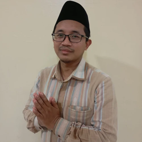 $data['detail']->authorKontri->kontri”>                       </p>
<p><a href=