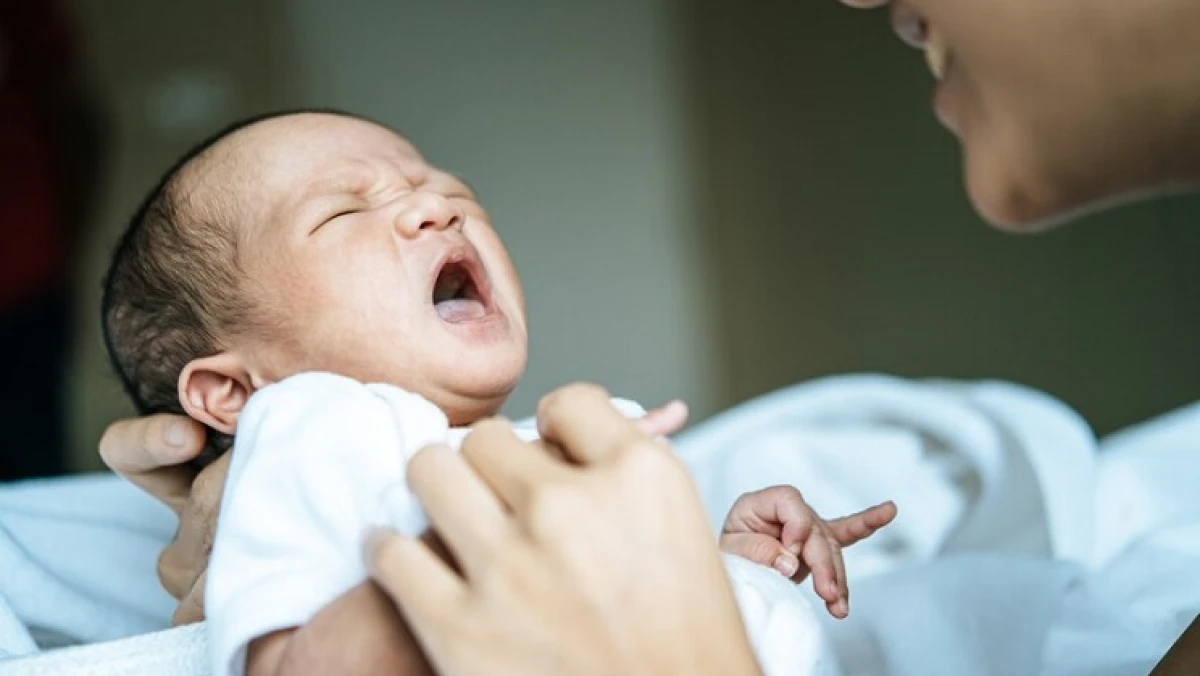 Apakah Muntahan Bayi Termasuk Najis? Simak Penjelasan dan Cara Menyucikannya!