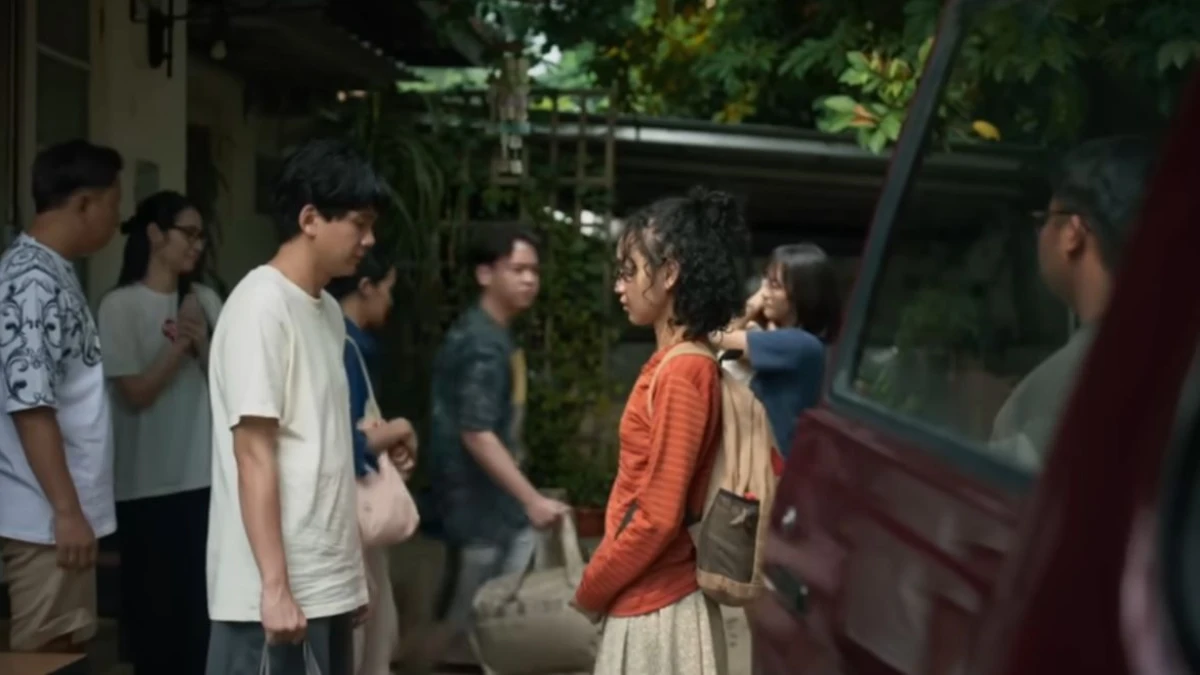 Gagasan tentang Keluarga: Film 1 Kakak 7 Ponakan, Arswendo Atmowiloto, dan Surat Kartini