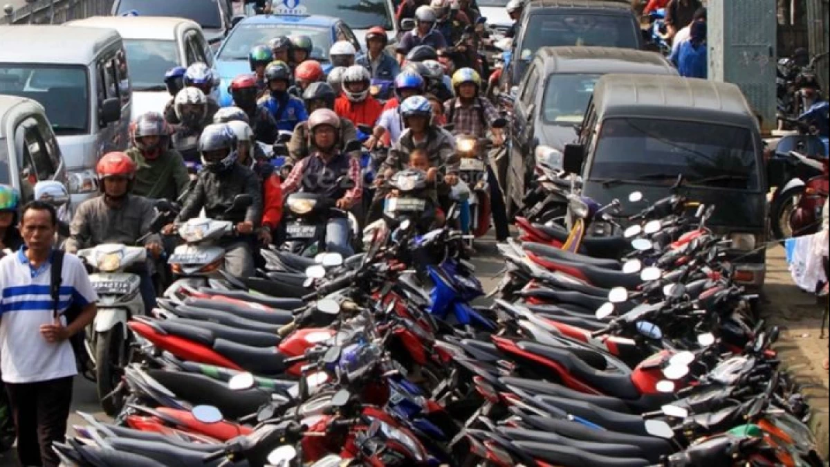 Hukum Parkir Liar dan Tindakan Getok Tarif