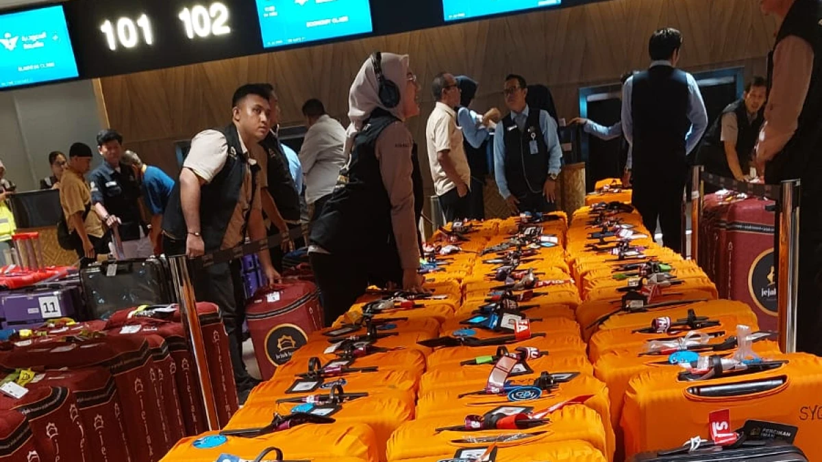 Kemenhaj Minta PPIU Tertibkan Kedatangan dan Bagasi Jemaah Umrah di Terminal 2F