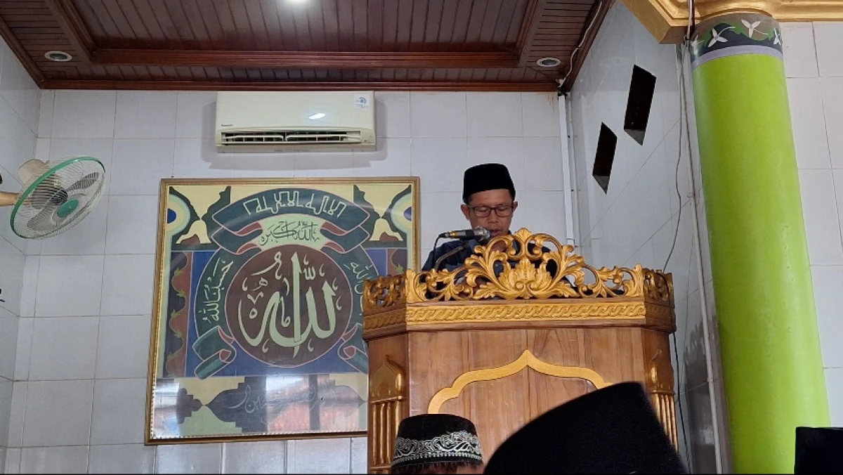 Khutbah Jumat: Utamakan Kebutuhan dari Keinginan untuk Hidup yang Bahagia