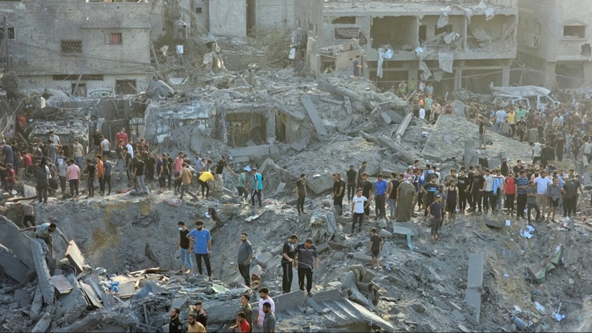 Puluhan Warga Gaza di Dalam Gedung Dibom Israel, 50 Mati Syahid