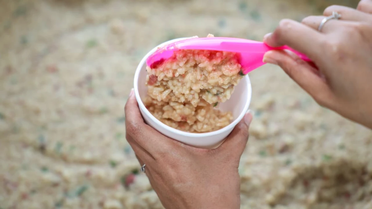Bubur Nusantara Jadi Hidangan Favorit Buka Puasa di Masjid IKN