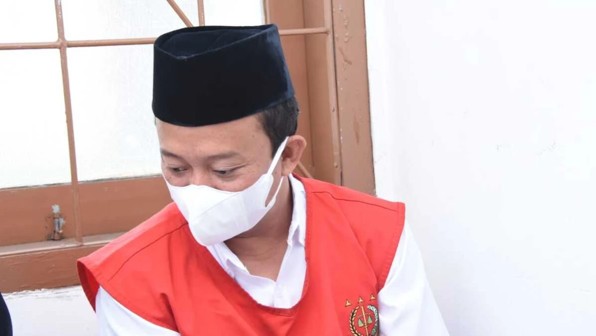 Pelaku Kekerasan Seksual Terhadap Santri di Bandung, Herry Wirawan Divonis Mati