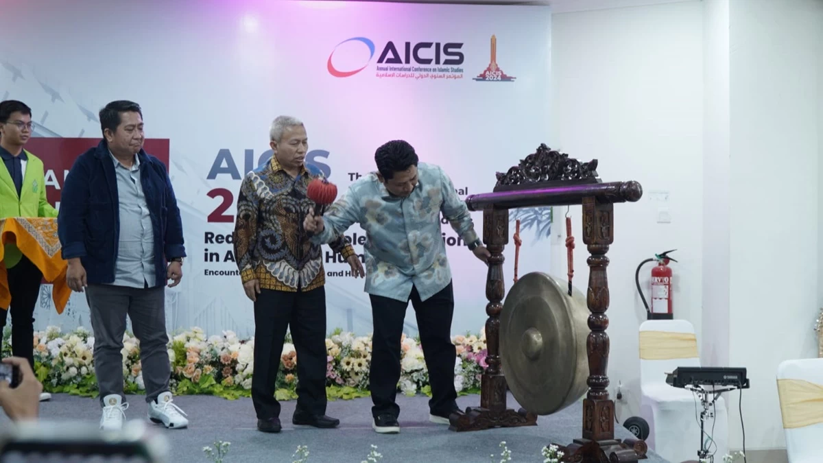 Berpadunya Kudapan Halal & Jurnal Ilmiah dalam Expo AICIS 2024