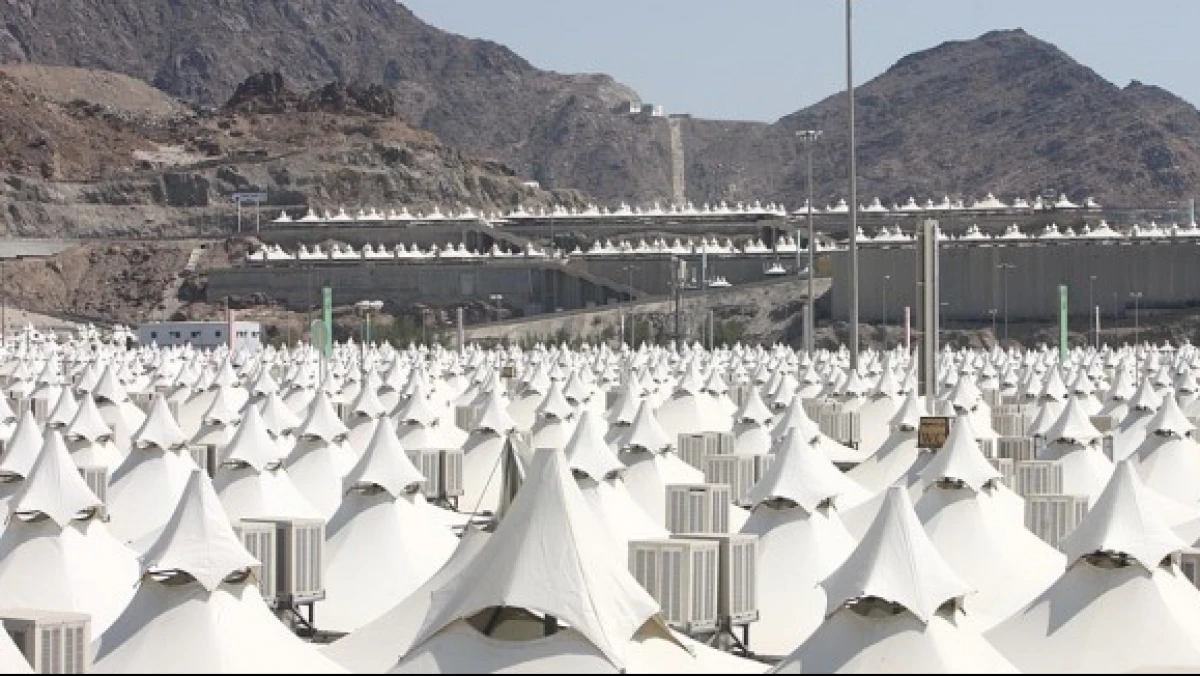 Kemenhaj Larang KBIHU Pasang Identitas di Tenda Arafah dan Mina