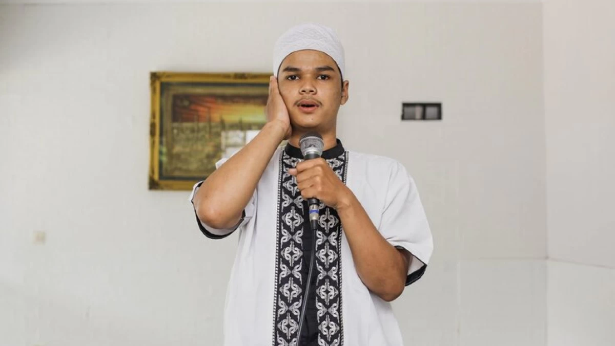 Bolehkah Azan Dikumandangkan Lebih dari Satu Orang?