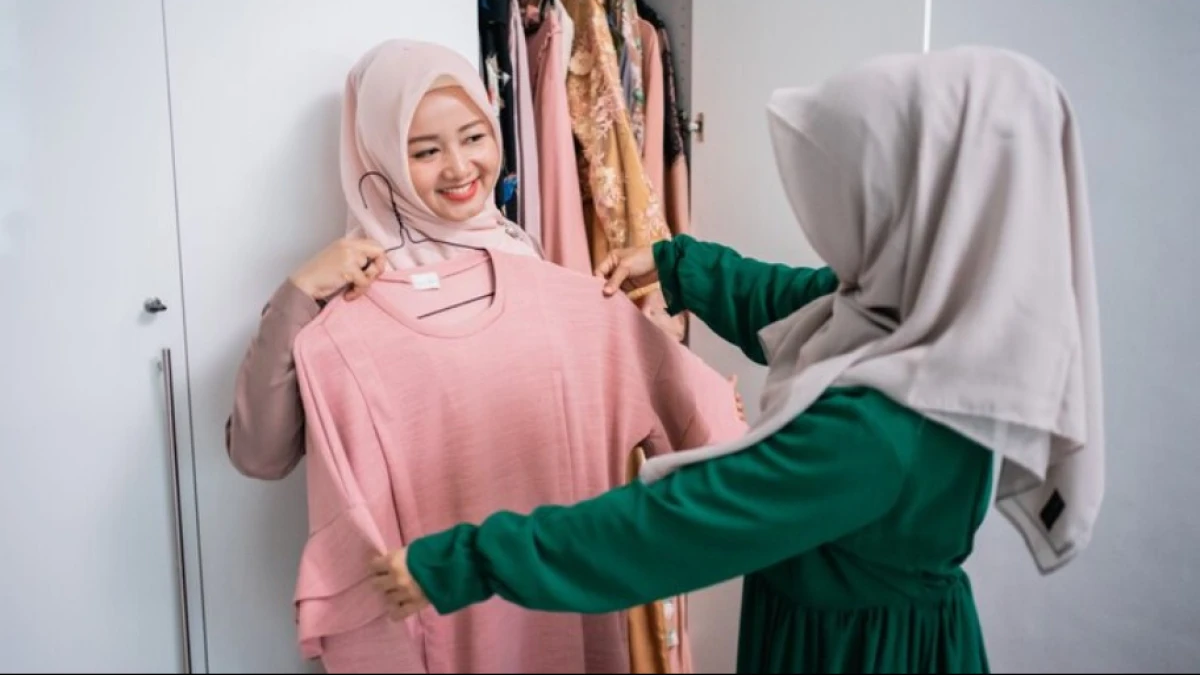 Pakai Baju Lebaran, Dicuci Dulu atau Langsung Dipakai?