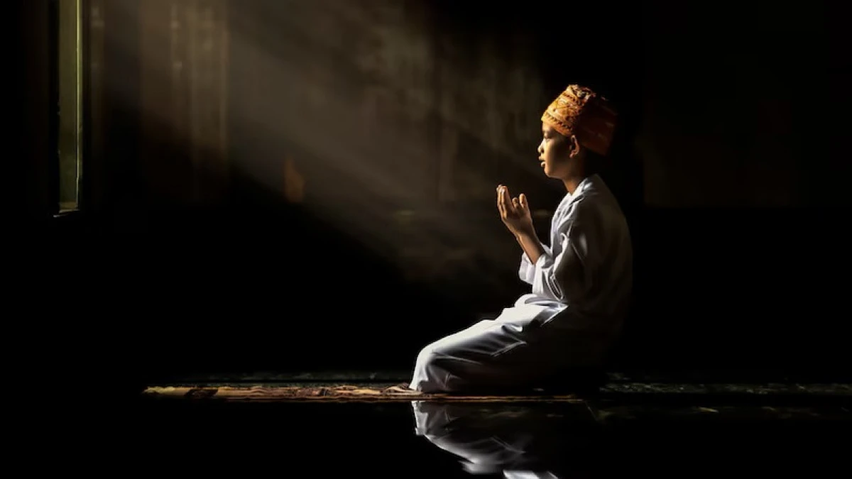3 Bacaan Doa ketika Melihat Keserakahan Orang Zalim
