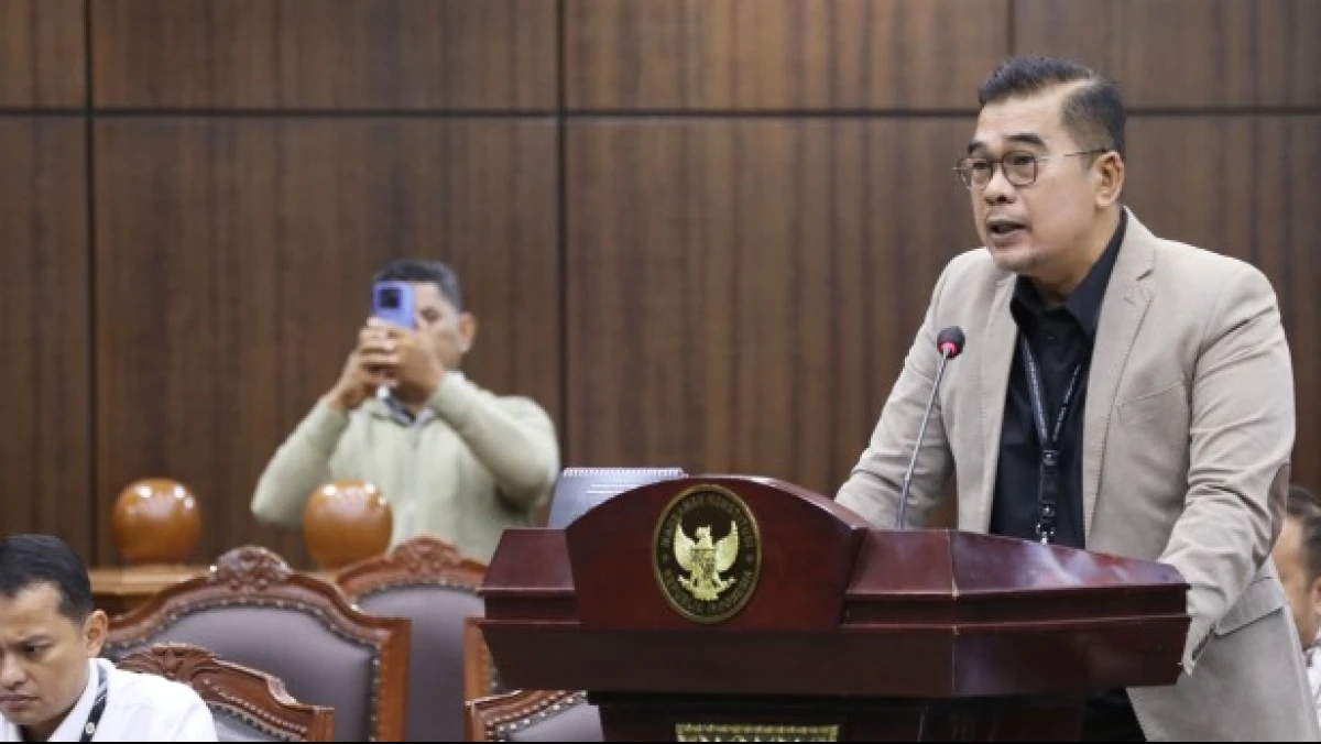 Kesejahteraan Dosen Disorot di MK: Beban Tinggi, Gaji Tak Layak