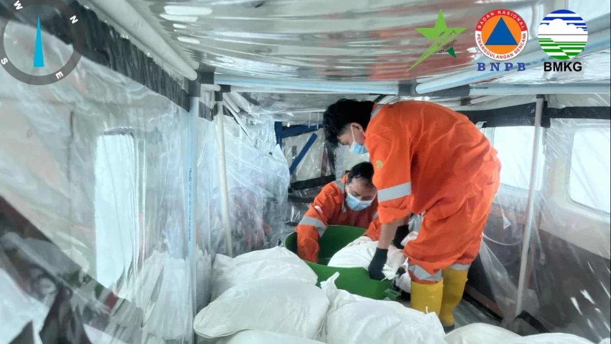 BMKG Gelar Operasi Modifikasi Cuaca Jelang Tahun Baru 2025
