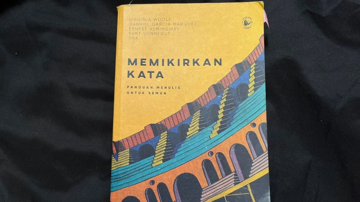Memikirkan Kata: Nasihat Menulis Nonfiksi dari M.L Stein