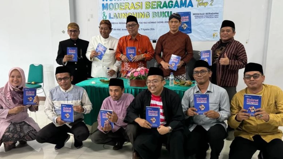 Di HUT RI, UIN KHAS Jember Luncurkan Buku dan Resmikan Mata Kuliah Moderasi Beragama