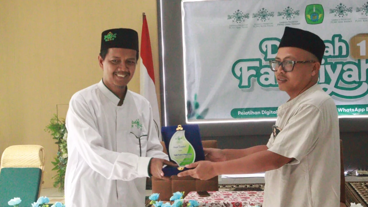 HM Basthoni Dosen Luar Biasa UIN Semarang; Menerangi Jalan Ilmu Falak dari Pesantren ke Kampus dan Organisasi