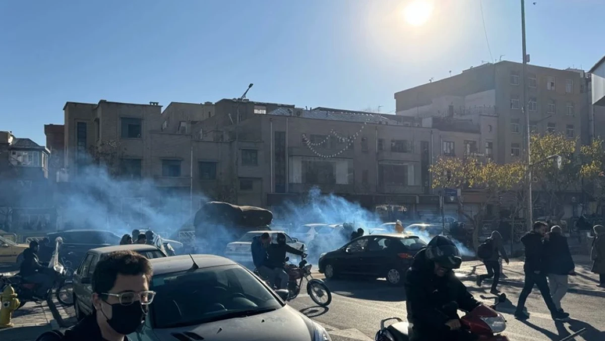 Demo Berkepanjangan di Iran, Ribuan Orang Tewas
