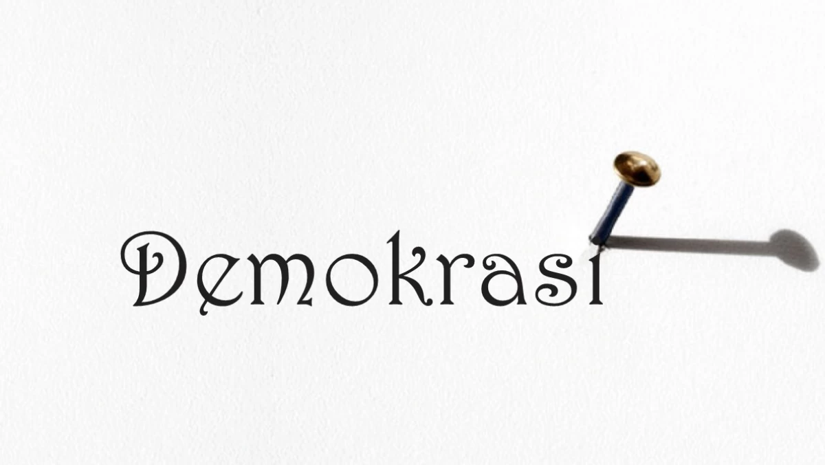 Paku dan Demokrasi