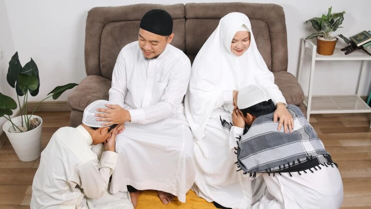 Mana yang Lebih Mujarab? Doa Ayah atau Ibu?