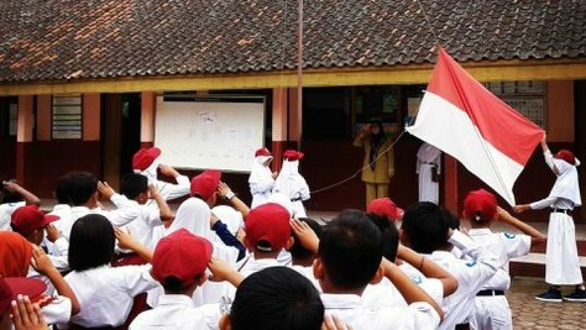 Anak-Anak Baru, Dunia Lama: Hardiknas dan Tanggung Jawab Pendidikan Menurut Hannah Arendt