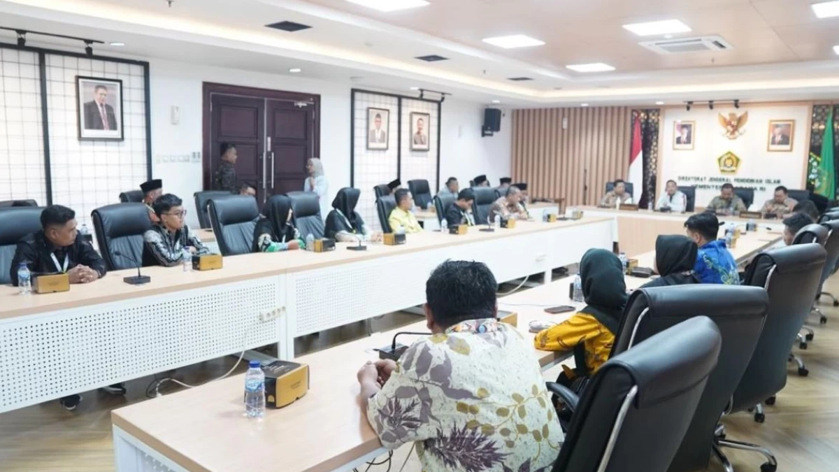 Operator EMIS, Pilar Utama Keberhasilan Pendidikan Islam