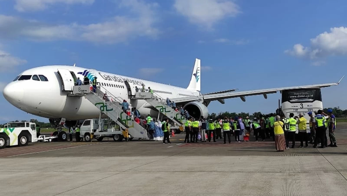Pecah Kloter hingga Koper Tak Diangkut, Kemenag: Layanan Garuda Sangat Buruk