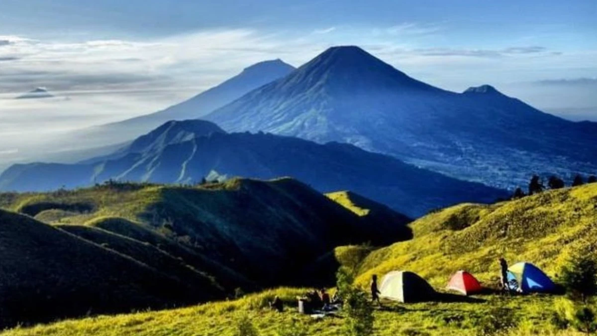 Pertama Kali Mendaki? Ini Gunung yang Cocok dan Daftar Persiapannya