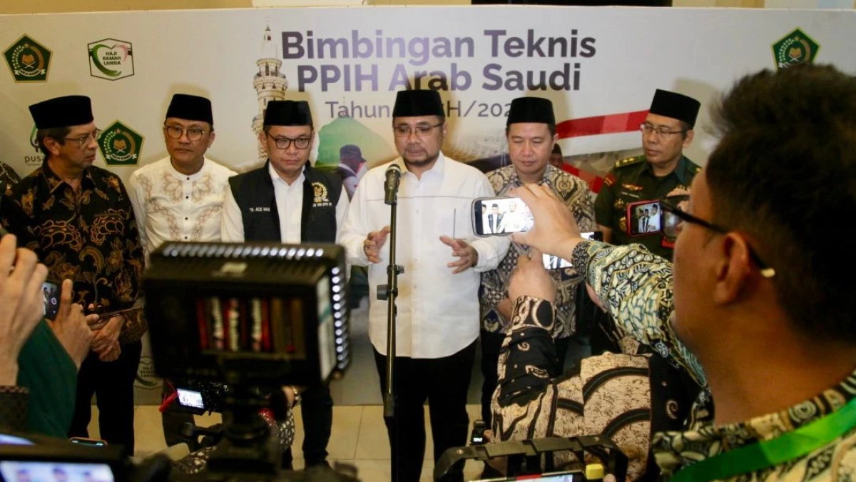Menag pada Petugas Haji 2024: Layani Jemaah sebagai Keluarga Sendiri