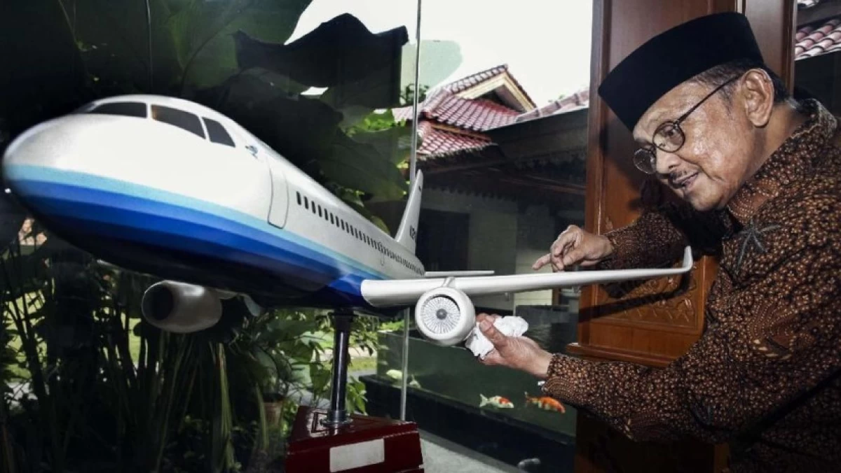 BJ Habibie, Imam Ghazali, dan Kewajiban Belajar Ilmu Teknologi