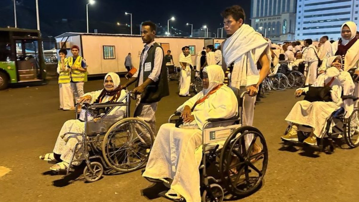 Inilah Standar Harga dan Ciri Jasa Pendorong Kursi Roda Resmi Masjidil Haram