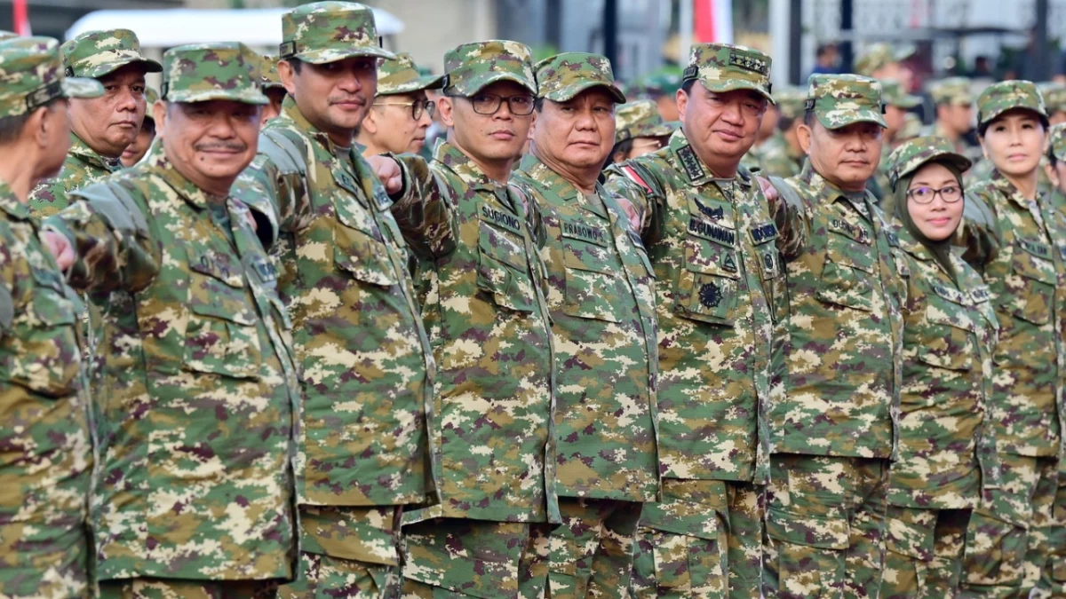 Relevansi ‘Jalan Militer’ Presiden Prabowo
