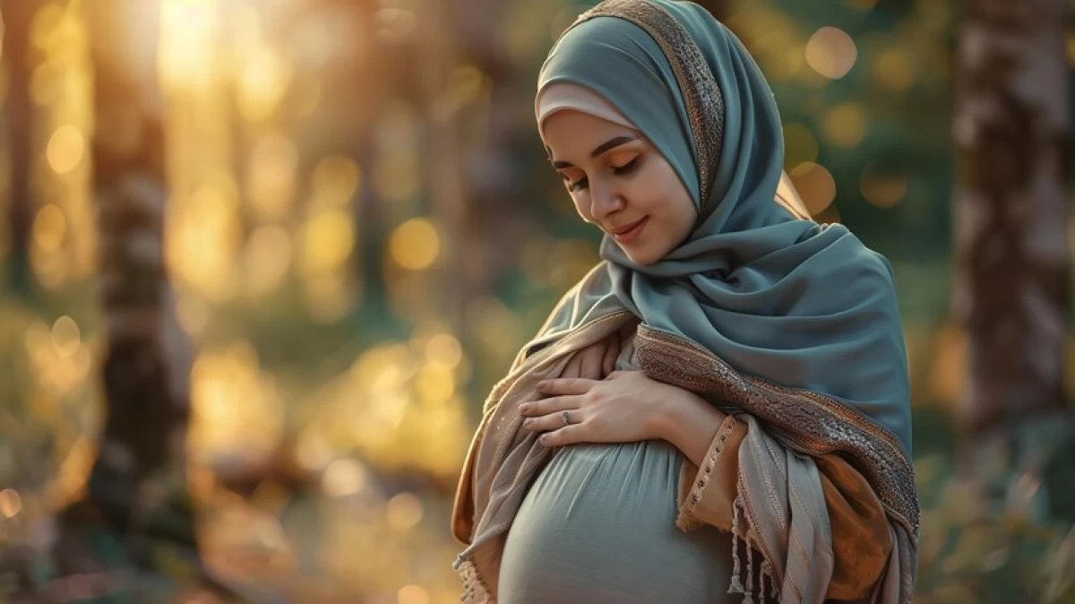 Tips Ibu Hamil Bepergian Sendiri dengan Aman dan Sesuai Syariat