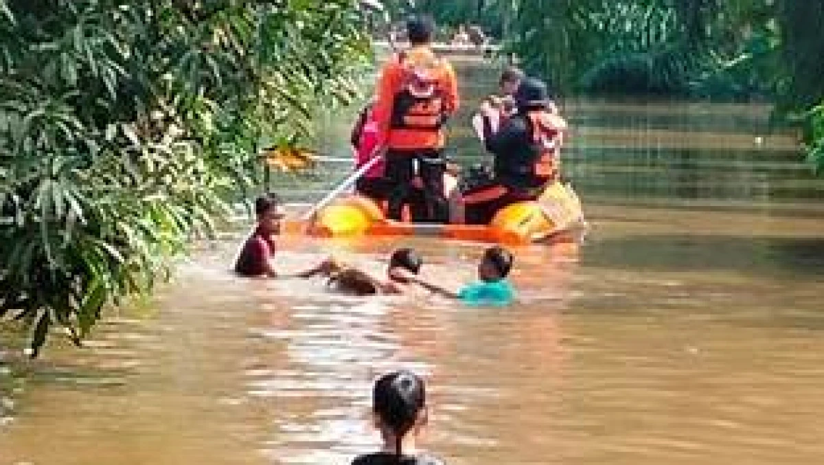 Luas Hutan Rusak di DAS Kali Ciliwung Setara 850 Kali Luas Gedung Sate