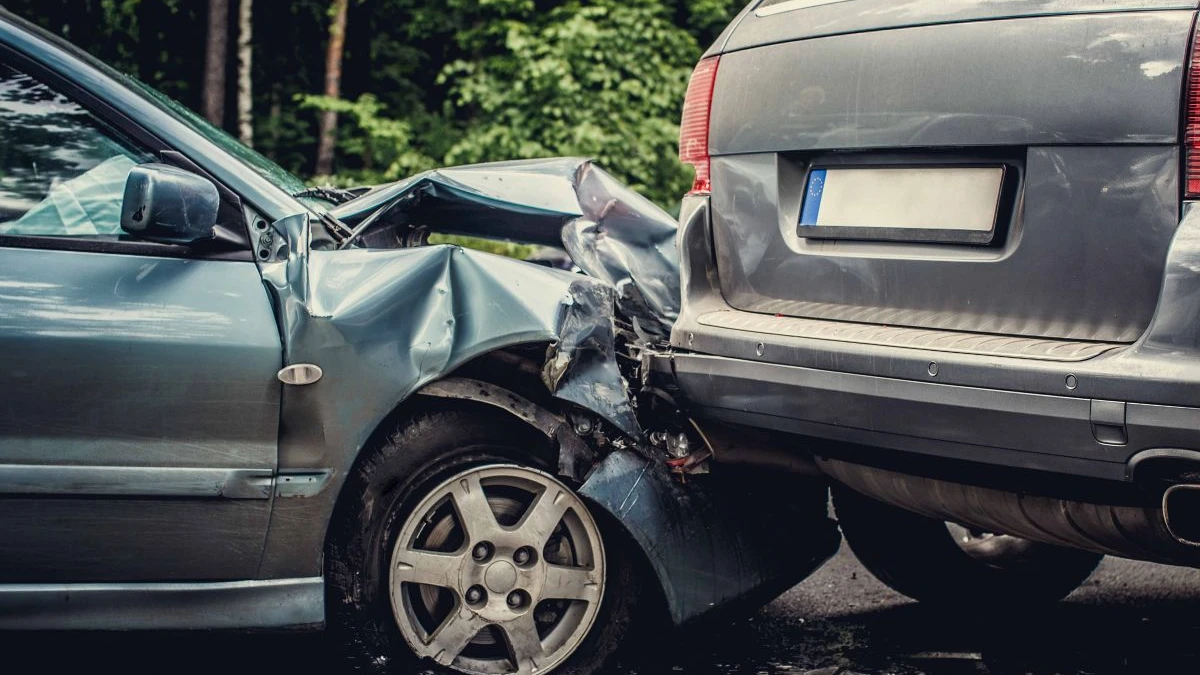 Kurang dari Sepekan, 12 Orang Tewas dalam Kecelakaan Mobil Melawan Arus di Inggris dan Irlandia