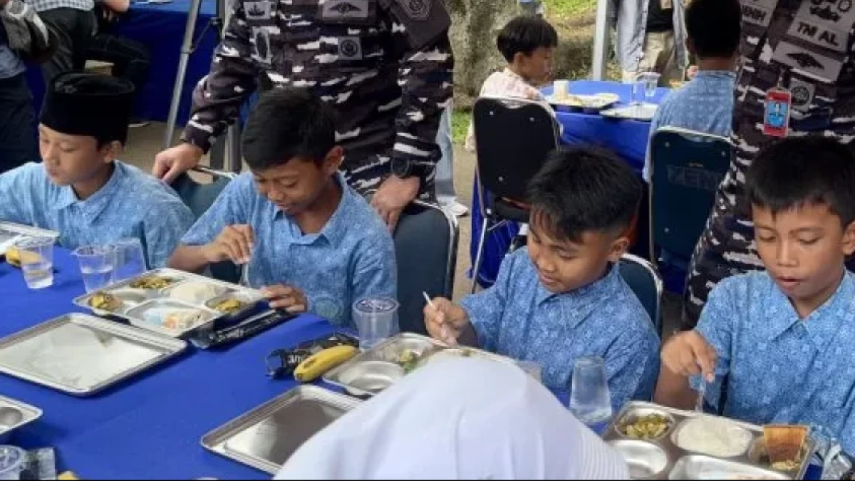 Di Balik Klaim Keberhasilan MBG, Ada Masalah yang Kian Menumpuk