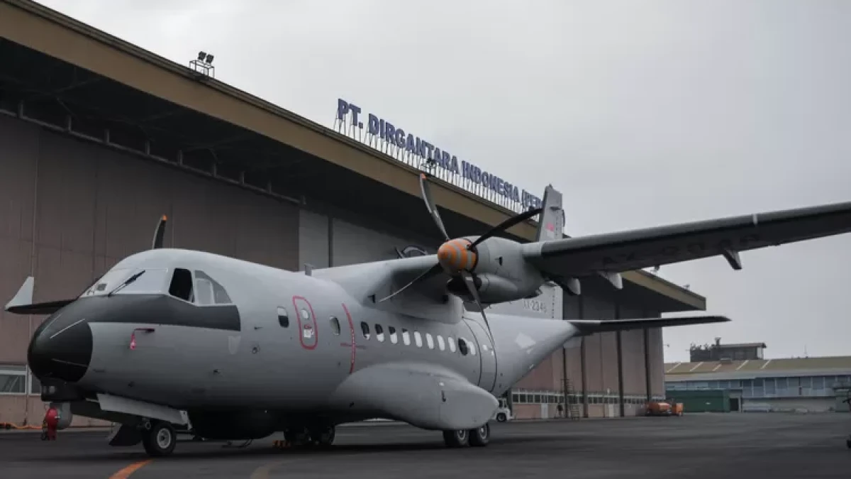 PT DI Bakal Siapkan 20 Pesawat CN235 untuk 3 Matra TNI