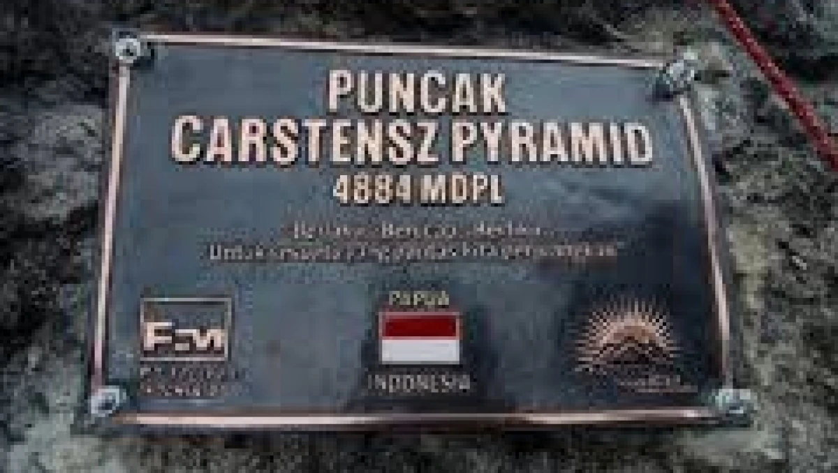 2 Pendaki Perempuan Meninggal di Gunung Cartenz, Daftar Korban Selamat, dan Fiersa Besari
