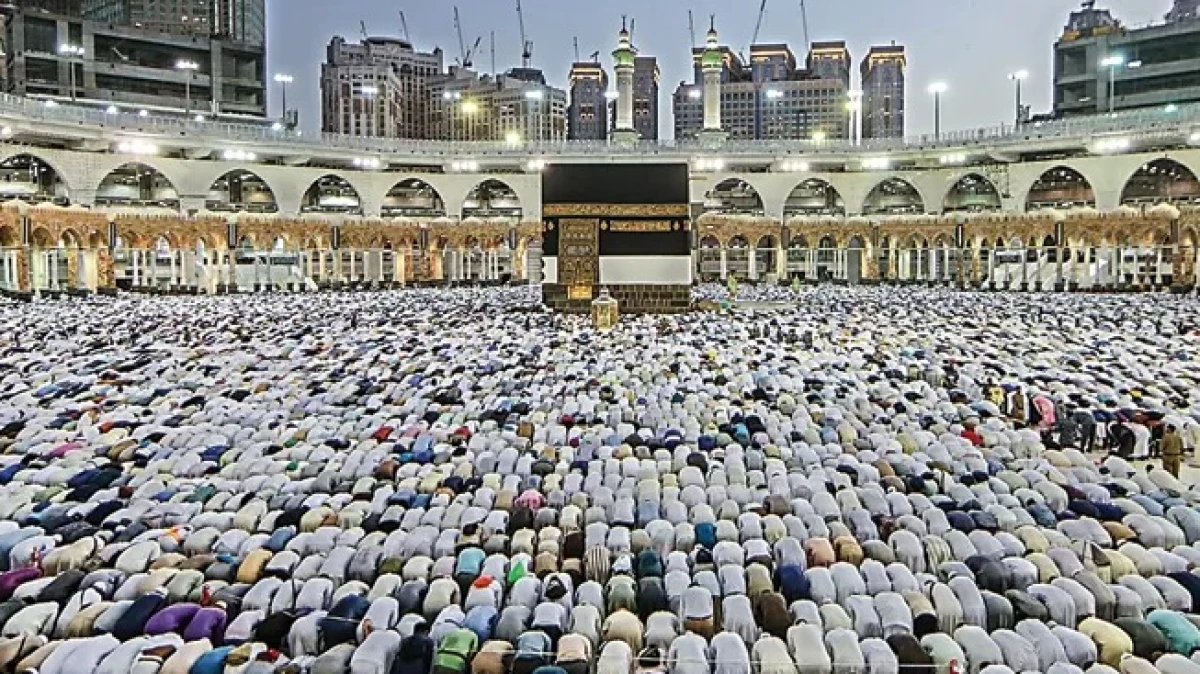Jemaah Haji Indonesia Ingin Bepergian Keluar Hotel dengan Aman? Ini Caranya