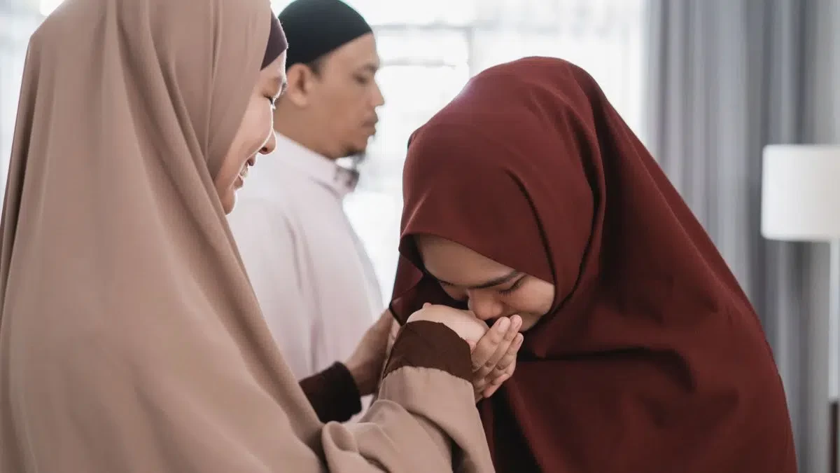 Anjuran dan Tata Cara Meminta Maaf kepada Orang Tua yang Sudah Meninggal