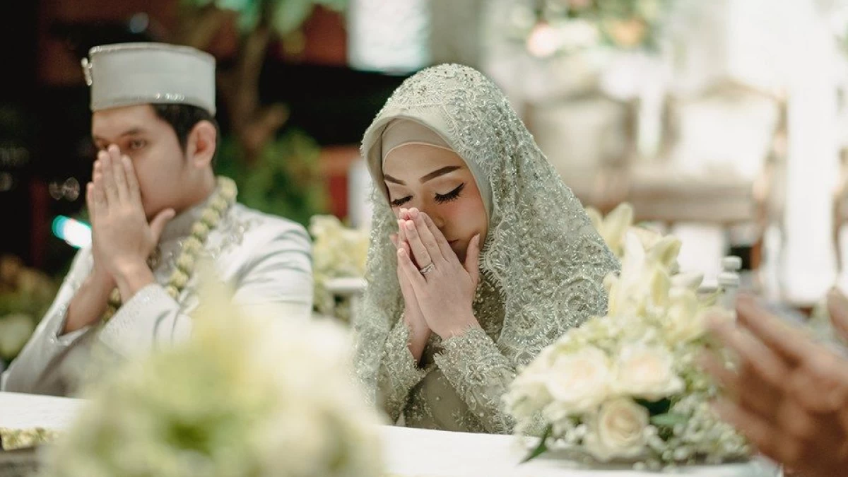 Benarkah Islam Membolehkan Pernikahan Anak?
