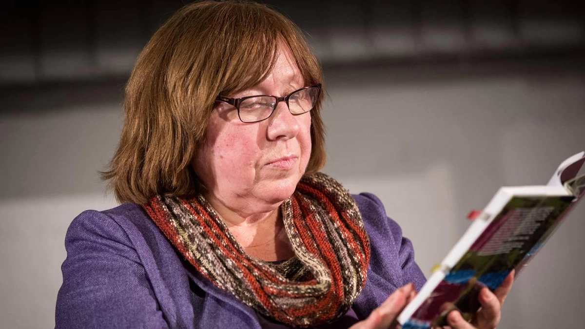 Svetlana Alexievich: Merekam dan Mencatat Rasa Kemanusiaan