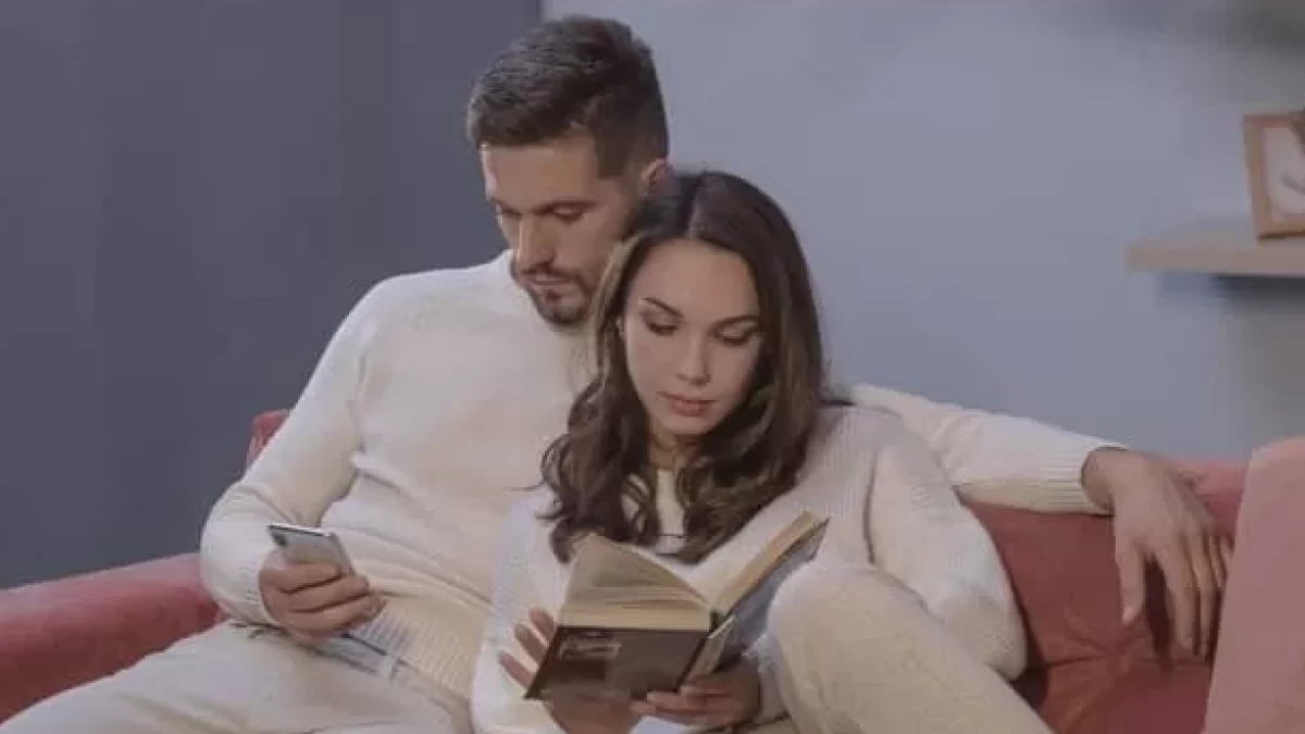 Perselingkuhan Online, Perceraian di Dunia Nyata