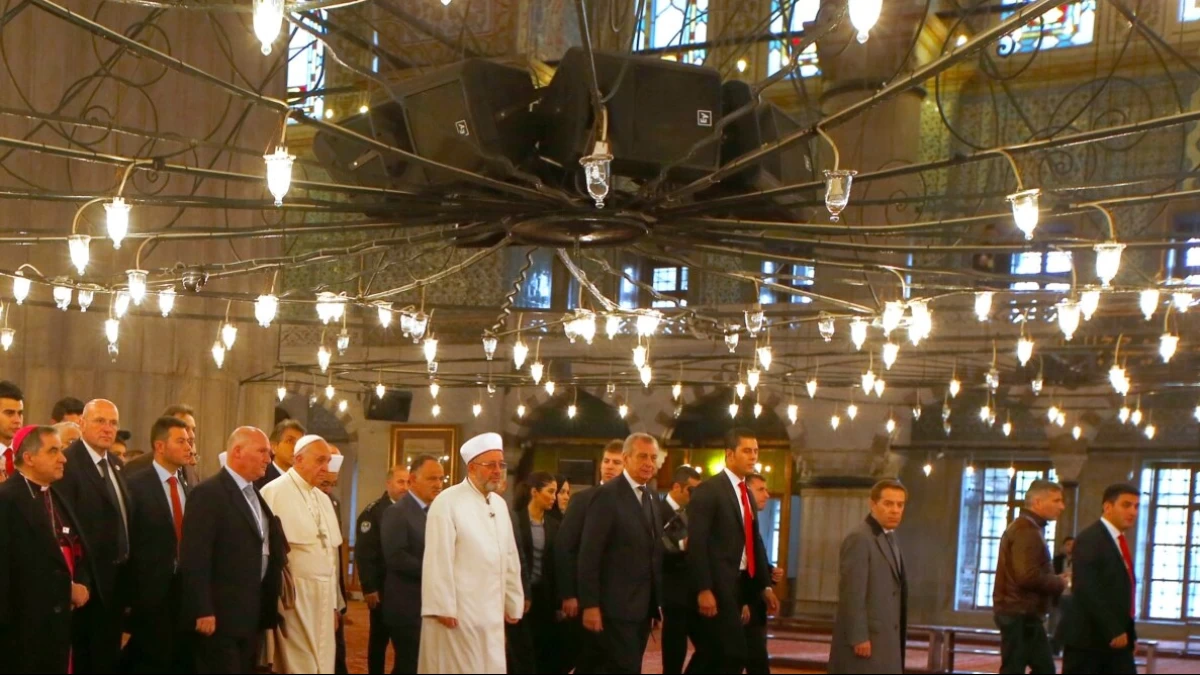 Membumikan Kembali Pesan Damai Islam dengan Perspektif Sejarah