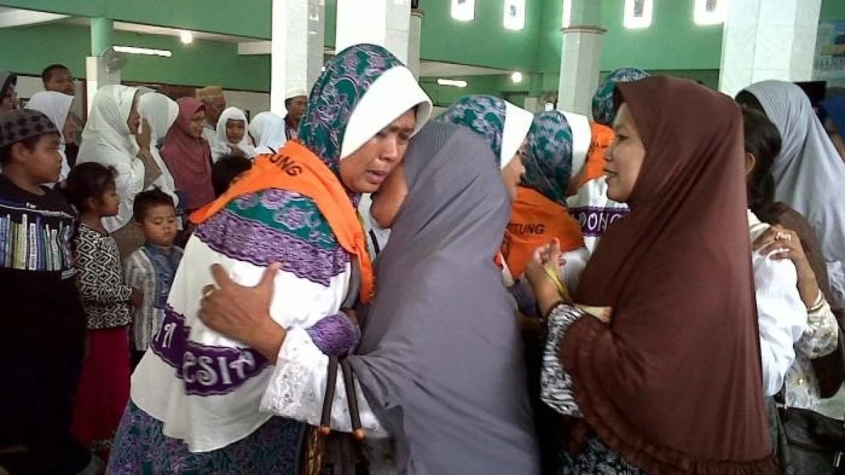Dalil Menggelar Walimatus Safar dan Minta Didoakan kepada Calon Jemaah Haji