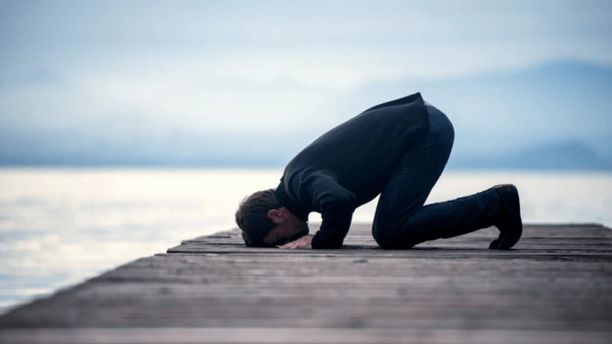 9 Keutamaan Muslim Mengerjakan Sholat Tepat pada Waktunya