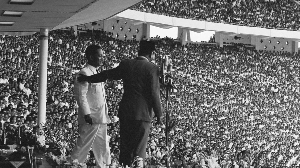 Muslihat Amerika Menggulingkan Sukarno
