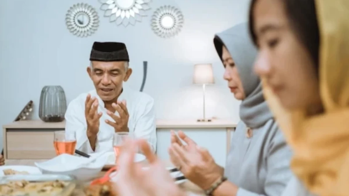 Jadwal Puasa Sunah Bulan Desember 2024 dan Bacaan Niat Arab, Latin, Artinya