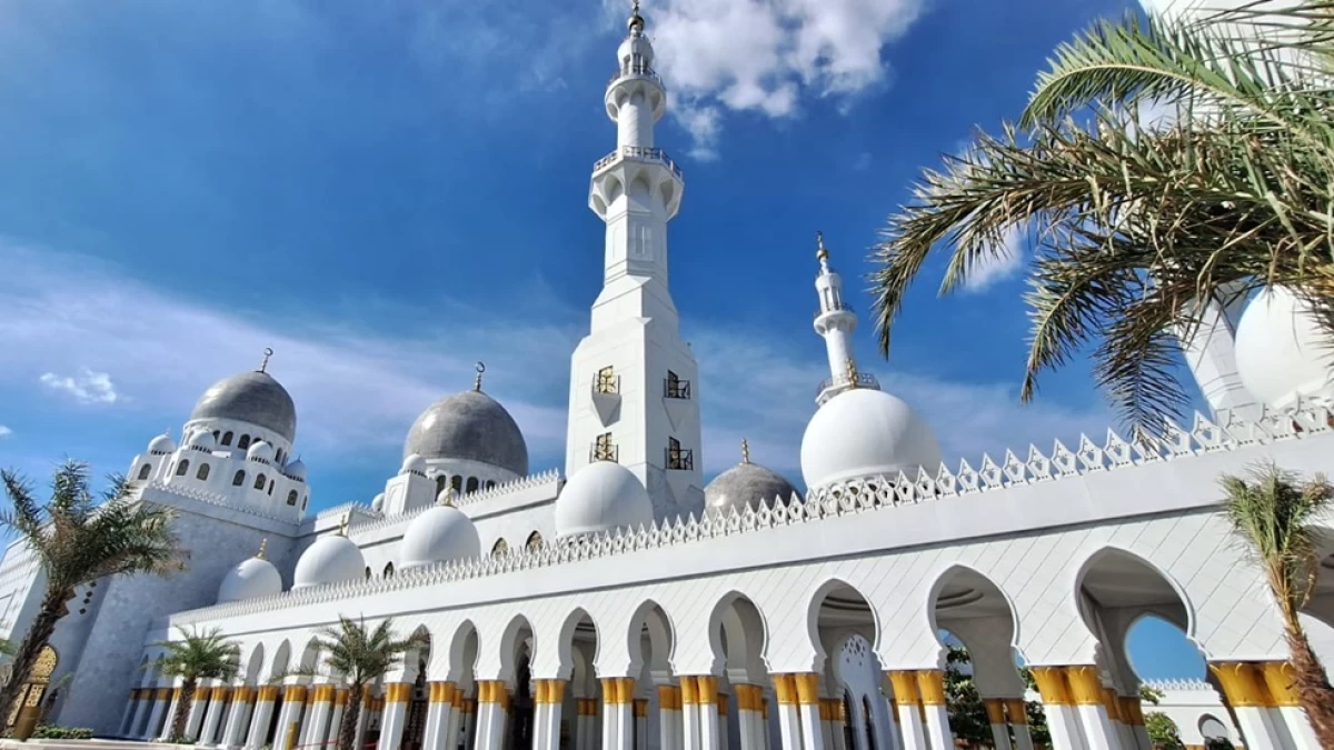 Khutbah Jumat: Pemilu 2024 Menuju 'Baldatun Tahayyibatun wa Rabbun Ghafur'
