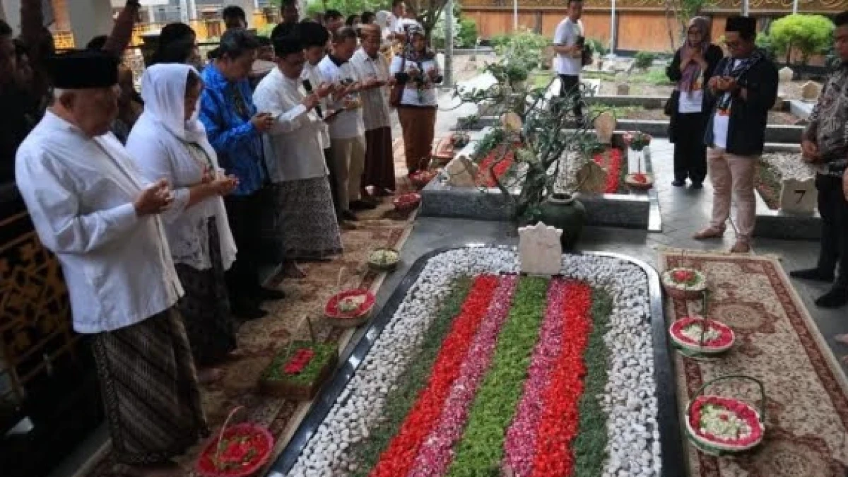 Selama Muktamar NU Tambakberas, Makam Gus Dur Dibuka 24 Jam
