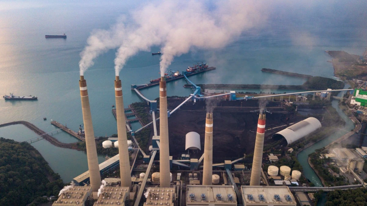 Kebijakan Energi Tak Sinkron, Puncak Emisi Karbon Indonesia Meleset dari Target Paris Agreement